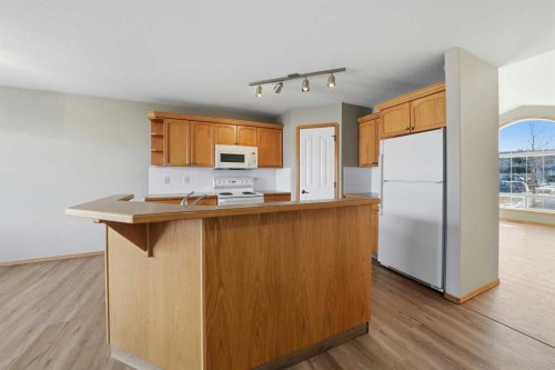 96 Addington Drive, Red Deer, AB - Indoor Photo Showing Kitchen