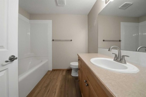 96 Addington Drive, Red Deer, AB - Indoor Photo Showing Bathroom
