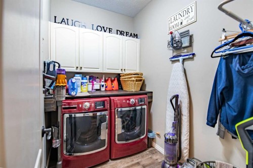 93 Dowler Street, Red Deer, AB - Indoor Photo Showing Laundry Room