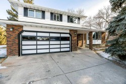 15 Waghorn Close  Red Deer, AB T4N 5L7