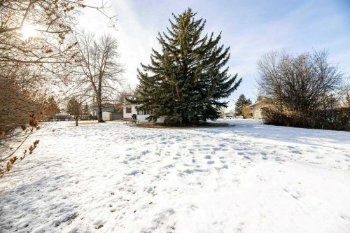 15 Waghorn Close, Red Deer, AB - Outdoor