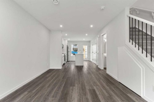 14675 1 Street Ne, Calgary, AB - Indoor Photo Showing Other Room