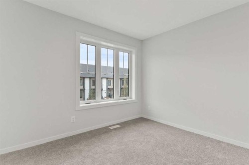 14675 1 Street Ne, Calgary, AB - Indoor Photo Showing Other Room