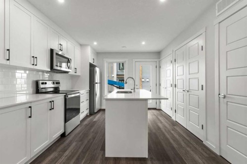 14675 1 Street Ne, Calgary, AB - Indoor Photo Showing Kitchen With Upgraded Kitchen