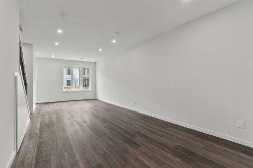 14675 1 Street Ne, Calgary, AB - Indoor Photo Showing Other Room