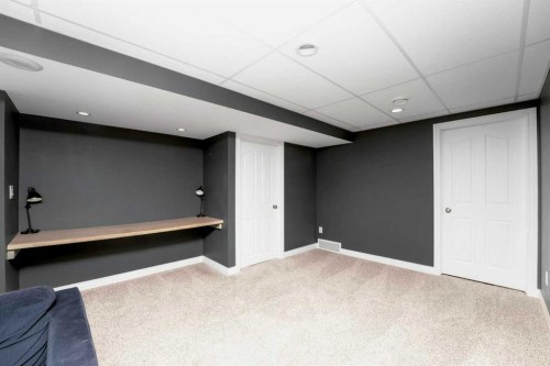 50 Denovan Crescent, Red Deer, AB -  Photo Showing Other Room