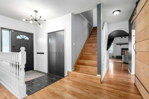 50 Denovan Crescent, Red Deer, AB - Indoor Photo Showing Other Room