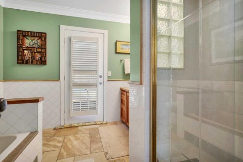 3742 44 Avenue, Red Deer, AB - Indoor Photo Showing Bathroom