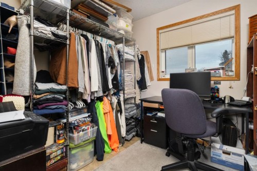 7601 41 Avenue, Camrose, AB - Indoor