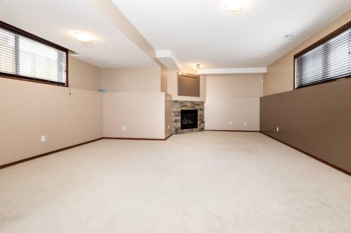 36 Johns Street, Red Deer, AB - Indoor