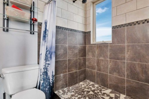 94 Stephenson Crescent, Red Deer, AB - Indoor Photo Showing Bathroom