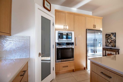 92 Fieldstone Way, Sylvan Lake, AB - Indoor Photo Showing Kitchen