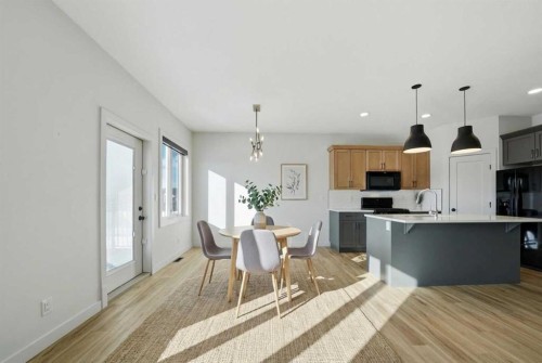9 Aztec Street, Blackfalds, AB - Indoor