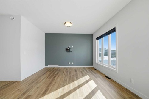 9 Aztec Street, Blackfalds, AB - Indoor Photo Showing Other Room