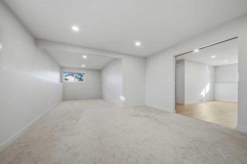 9 Aztec Street, Blackfalds, AB - Indoor