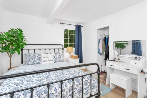 79 Birchcliff Road, Birchcliff, AB - Indoor