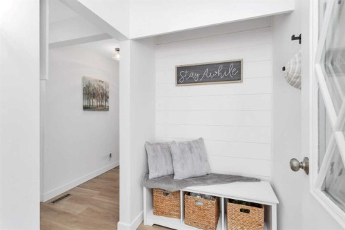 79 Birchcliff Road, Birchcliff, AB - Indoor