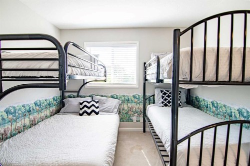 5008 41 Street, Sylvan Lake, AB - Indoor Photo Showing Bedroom