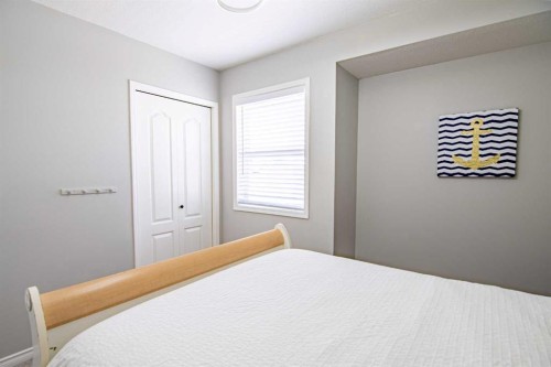 5008 41 Street, Sylvan Lake, AB - Indoor Photo Showing Bedroom
