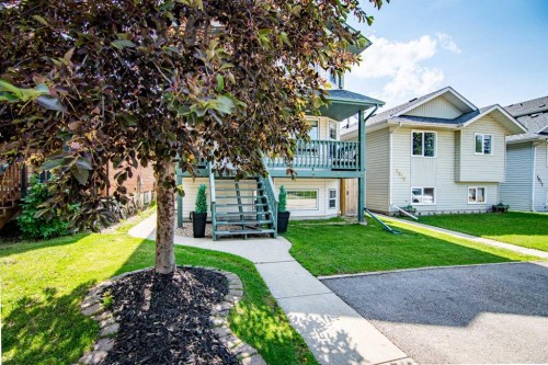 5008 41 Street, Sylvan Lake, AB - Outdoor