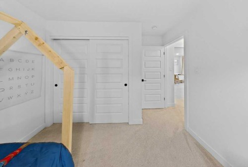 1170 Pacific Circle West, Lethbridge, AB - Indoor