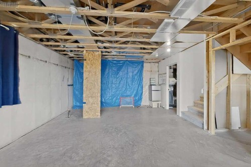 1170 Pacific Circle West, Lethbridge, AB - Indoor