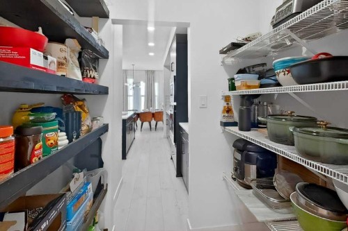 1170 Pacific Circle West, Lethbridge, AB - Indoor