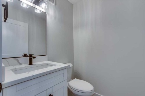 5302 42 Avenue, Red Deer, AB - Indoor Photo Showing Bathroom