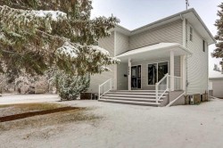 5302 42 Avenue  Red Deer, AB T4N 3A4