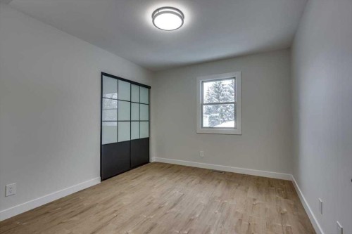 5302 42 Avenue, Red Deer, AB - Indoor Photo Showing Other Room