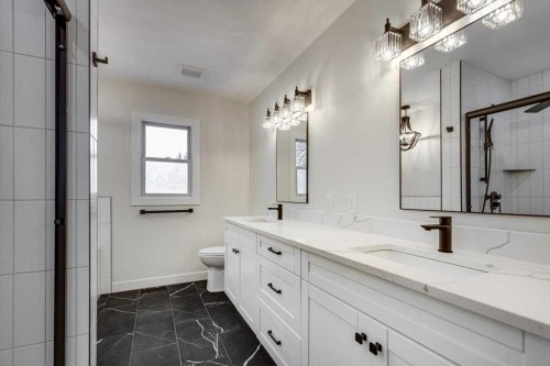 5302 42 Avenue, Red Deer, AB - Indoor Photo Showing Bathroom