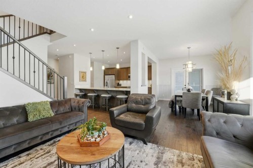 19 Vernon Close, Red Deer, AB - Indoor Photo Showing Living Room