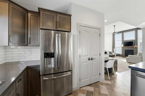 9 Sheep Close, Lacombe, AB - Indoor Photo Showing Kitchen