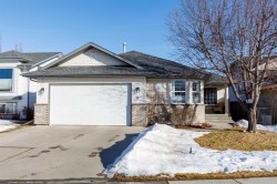 13 Dillon Close  Red Deer, AB T4R 2X7