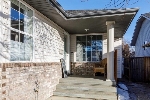 13 Dillon Close, Red Deer, AB - Outdoor With Exterior