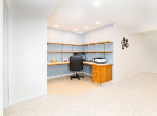 13 Dillon Close, Red Deer, AB - Indoor Photo Showing Other Room