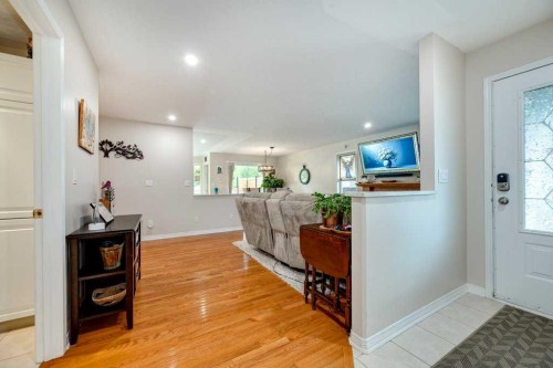 13 Dillon Close, Red Deer, AB - Indoor