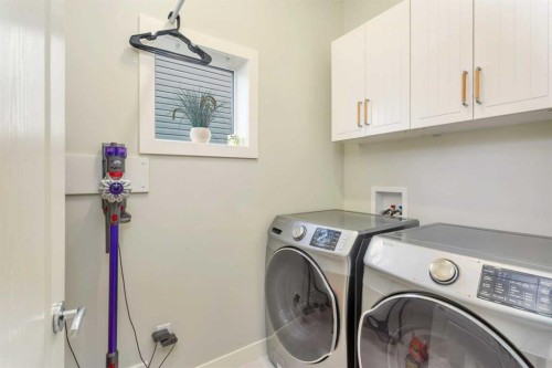 149 Carrington Drive, Red Deer, AB - Indoor Photo Showing Laundry Room