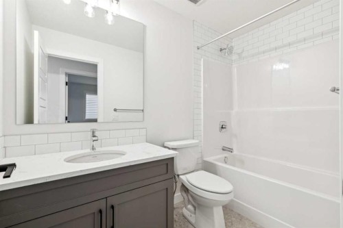 199 Sora Terrace Se, Calgary, AB - Indoor Photo Showing Bathroom