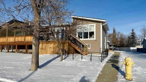 7102A Marler Drive  Camrose, AB T4V 3L8