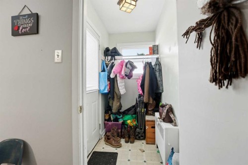 30 Poplar Crescent, Springbrook, AB - Indoor Photo Showing Other Room