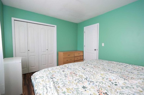51 Ives Crescent, Red Deer, AB - Indoor Photo Showing Bedroom