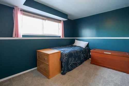 51 Ives Crescent, Red Deer, AB - Indoor Photo Showing Bedroom