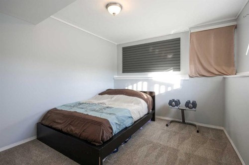 51 Ives Crescent, Red Deer, AB - Indoor Photo Showing Bedroom