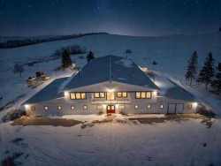 16-37535 Range Road 265  Rural Red Deer County, AB T4E 1A7