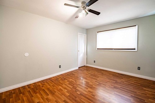 93 Westview Drive, Sylvan Lake, AB - Indoor Photo Showing Other Room