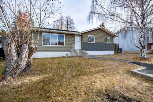 93 Westview Drive, Sylvan Lake, AB - Outdoor