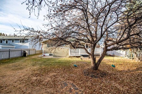 93 Westview Drive, Sylvan Lake, AB - Outdoor