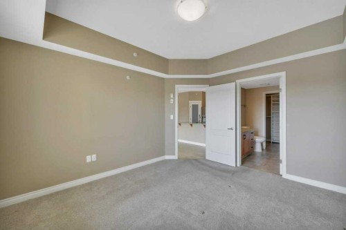 404-6 Michener Boulevard, Red Deer, AB - Indoor Photo Showing Other Room