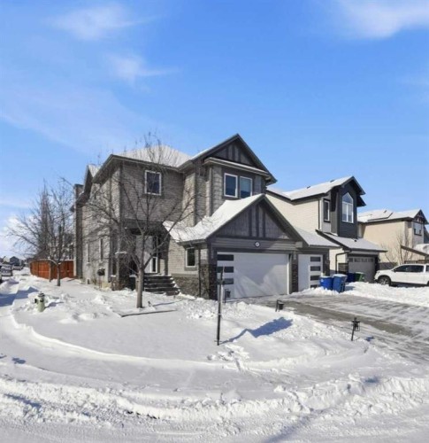 247 Kingston Way Se, Airdrie, AB - Outdoor